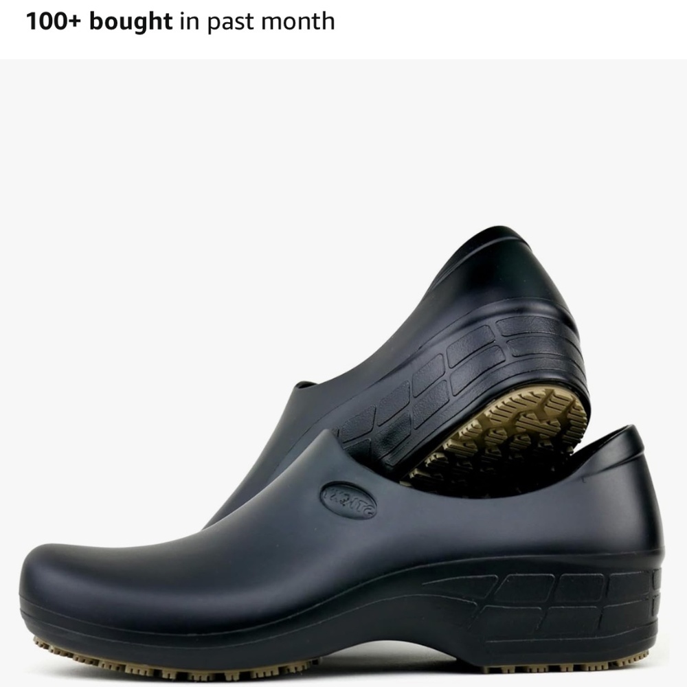 Sticky Nursing Shoes